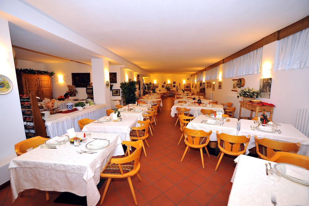 Hotel Derby Bormio Exterior photo